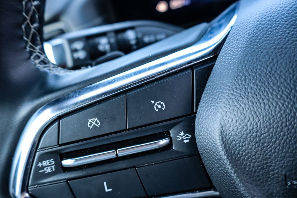 Certified 2024 Chevrolet Traverse LT image 29