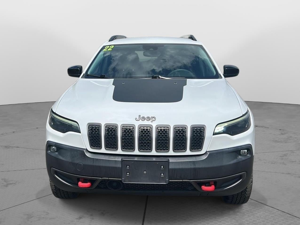 Used 2022 Jeep Cherokee Trailhawk AWD/4WD image 3