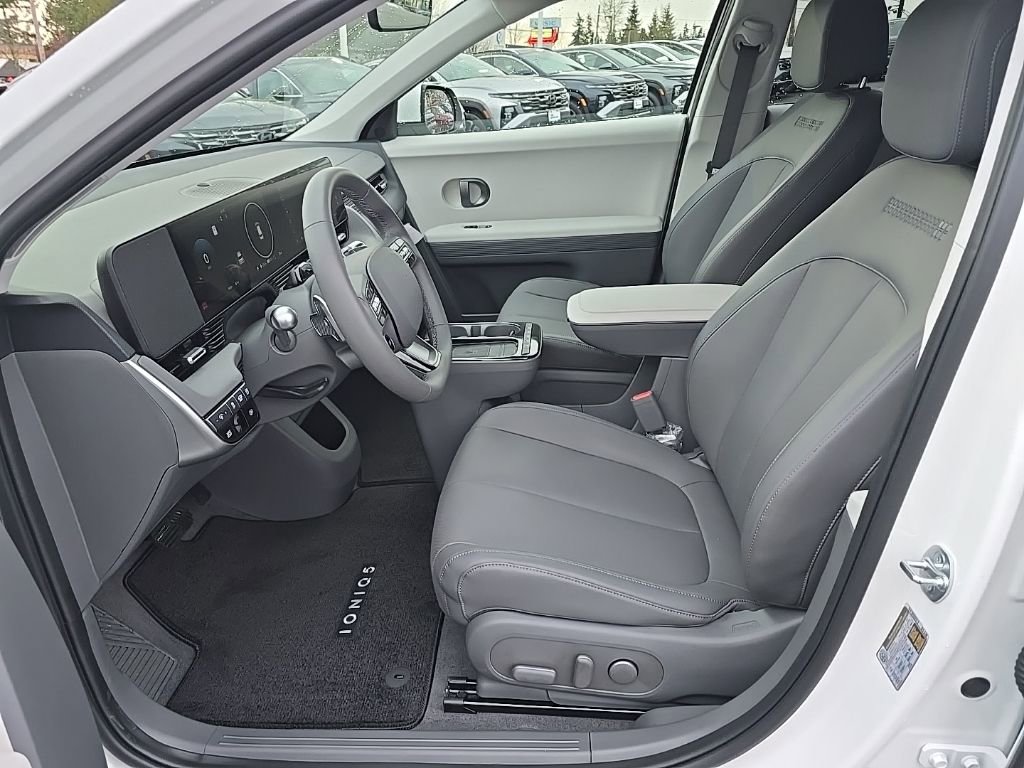 Certified 2025 Hyundai Ioniq 5 SEL image 22