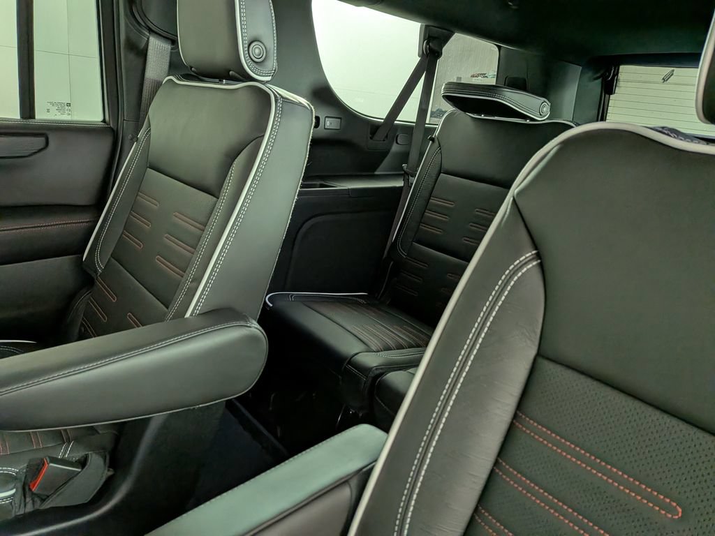 New 2026 GMC Yukon XL AT4 Ultimate w/ LPO, Floor Liner Package AWD/4WD image 39
