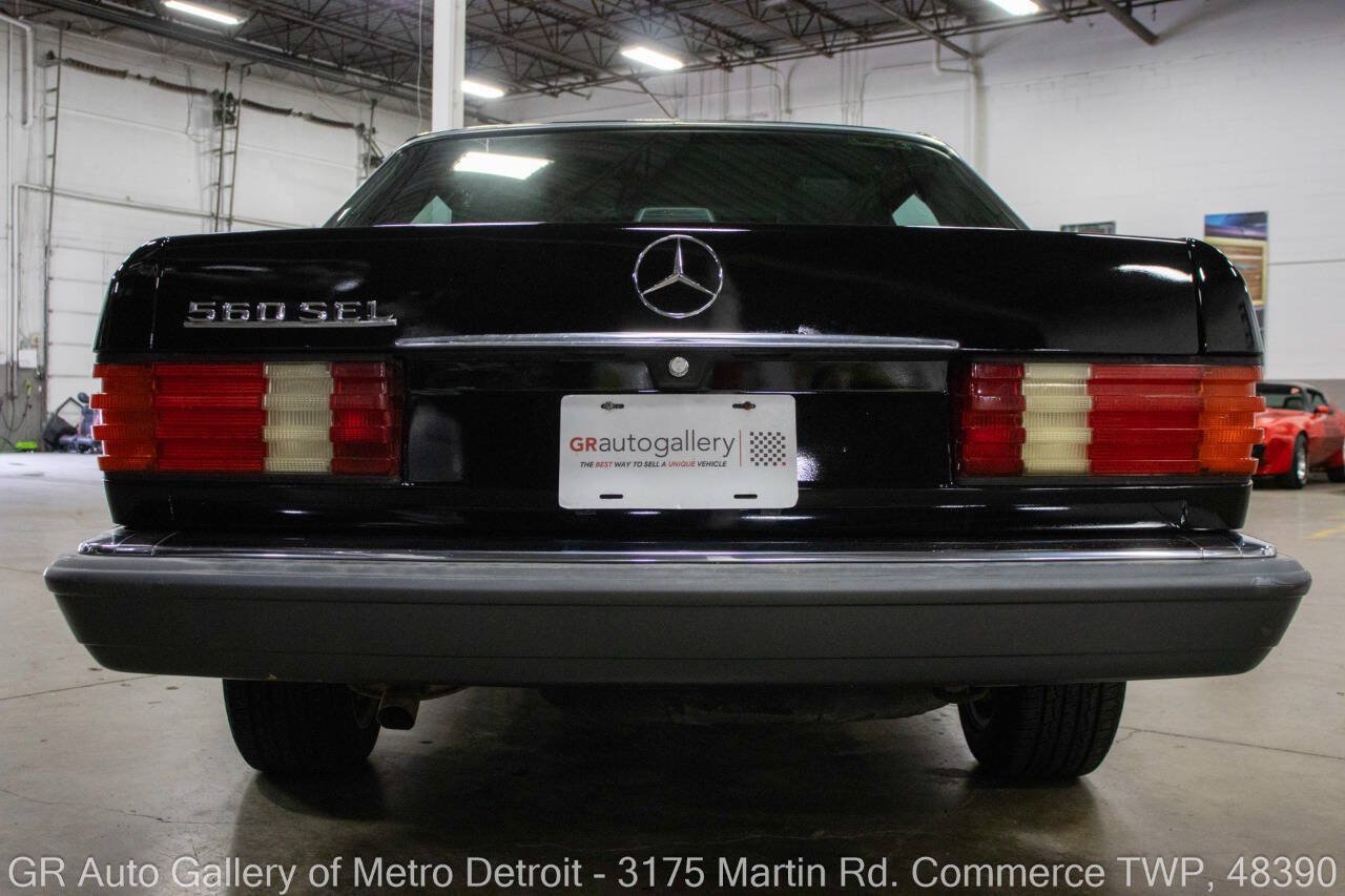 Used 1991 Mercedes-Benz 560 SEL image 6