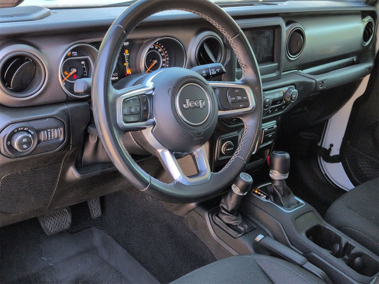 Used 2020 Jeep Gladiator Sport w/ Quick Order Package 24S image 9