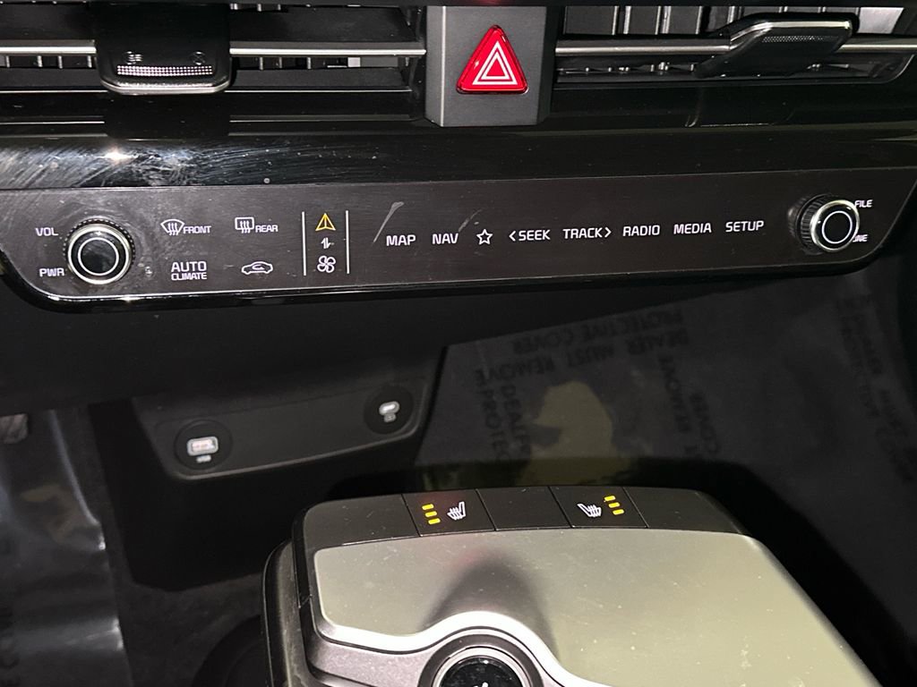 Certified 2024 Kia EV6 Light image 24