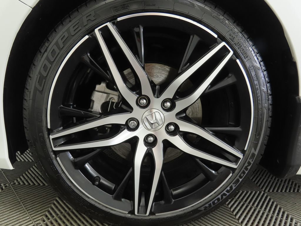 Certified 2021 Honda Accord Touring image 30