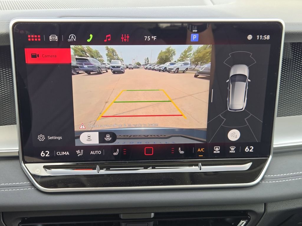 New 2026 Volkswagen Tiguan SE FWD image 14