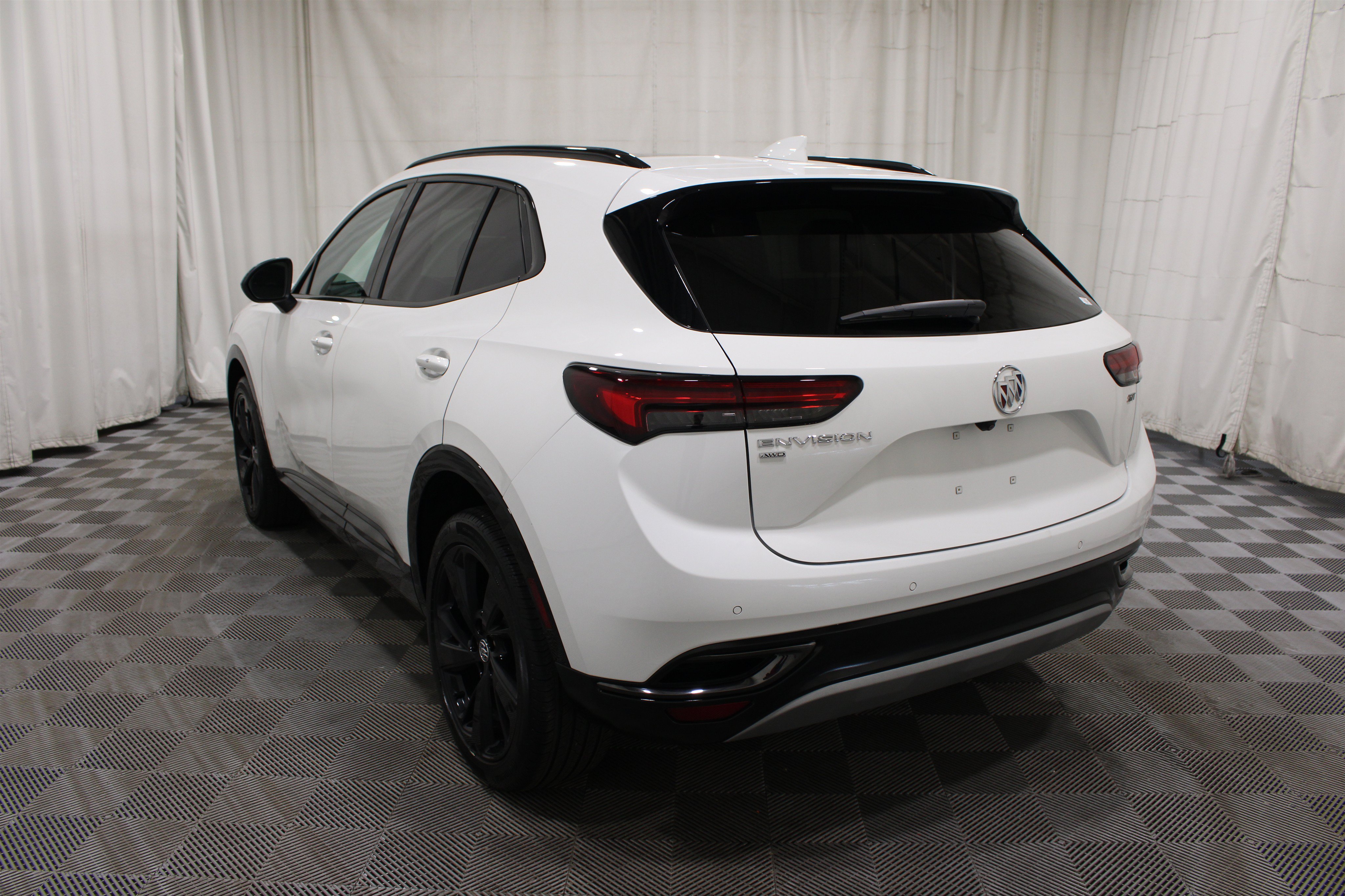 Used 2023 Buick Envision Essence AWD/4WD image 35