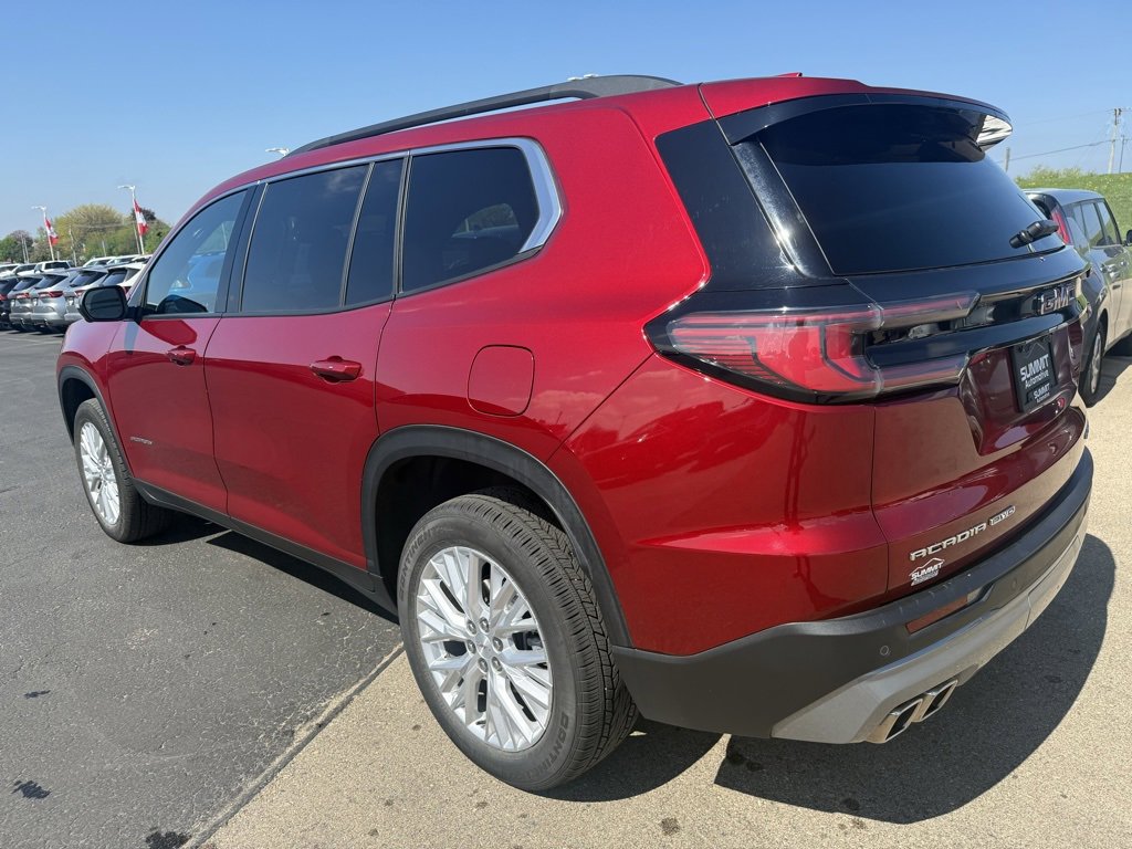 Used 2024 GMC Acadia Elevation image 5
