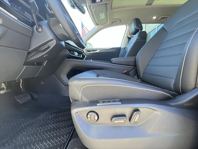 New 2026 Volkswagen Atlas SEL image 12