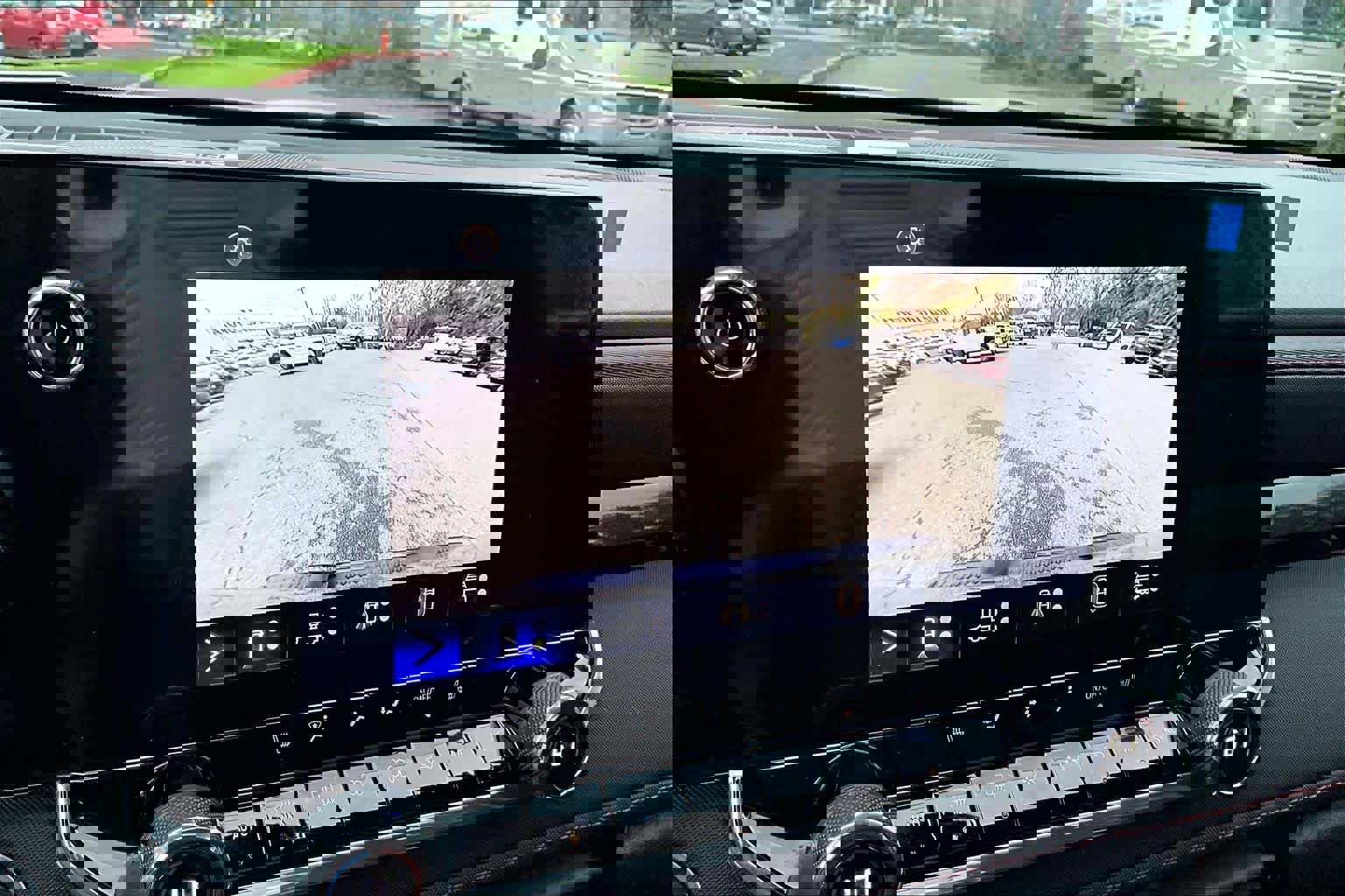 Used 2024 Chevrolet Colorado Z71 w/ Z71 Convenience Package 2 image 26