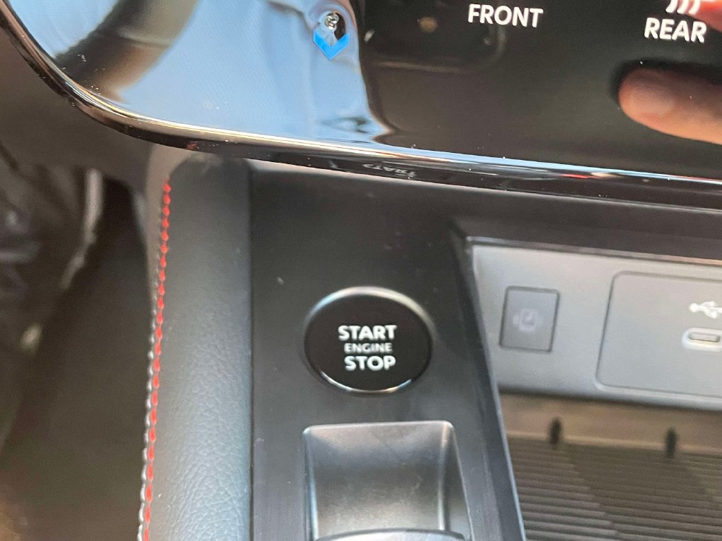 New 2027 Nissan Kicks SR w/ SR Premium Package AWD/4WD image 29