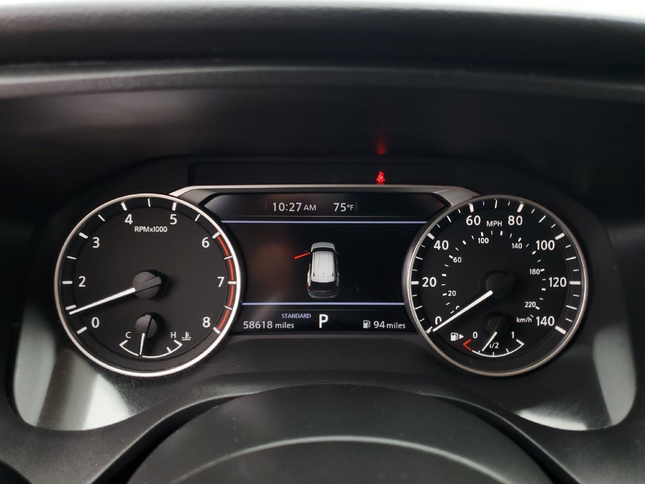 Used 2024 Nissan Rogue SV FWD image 28