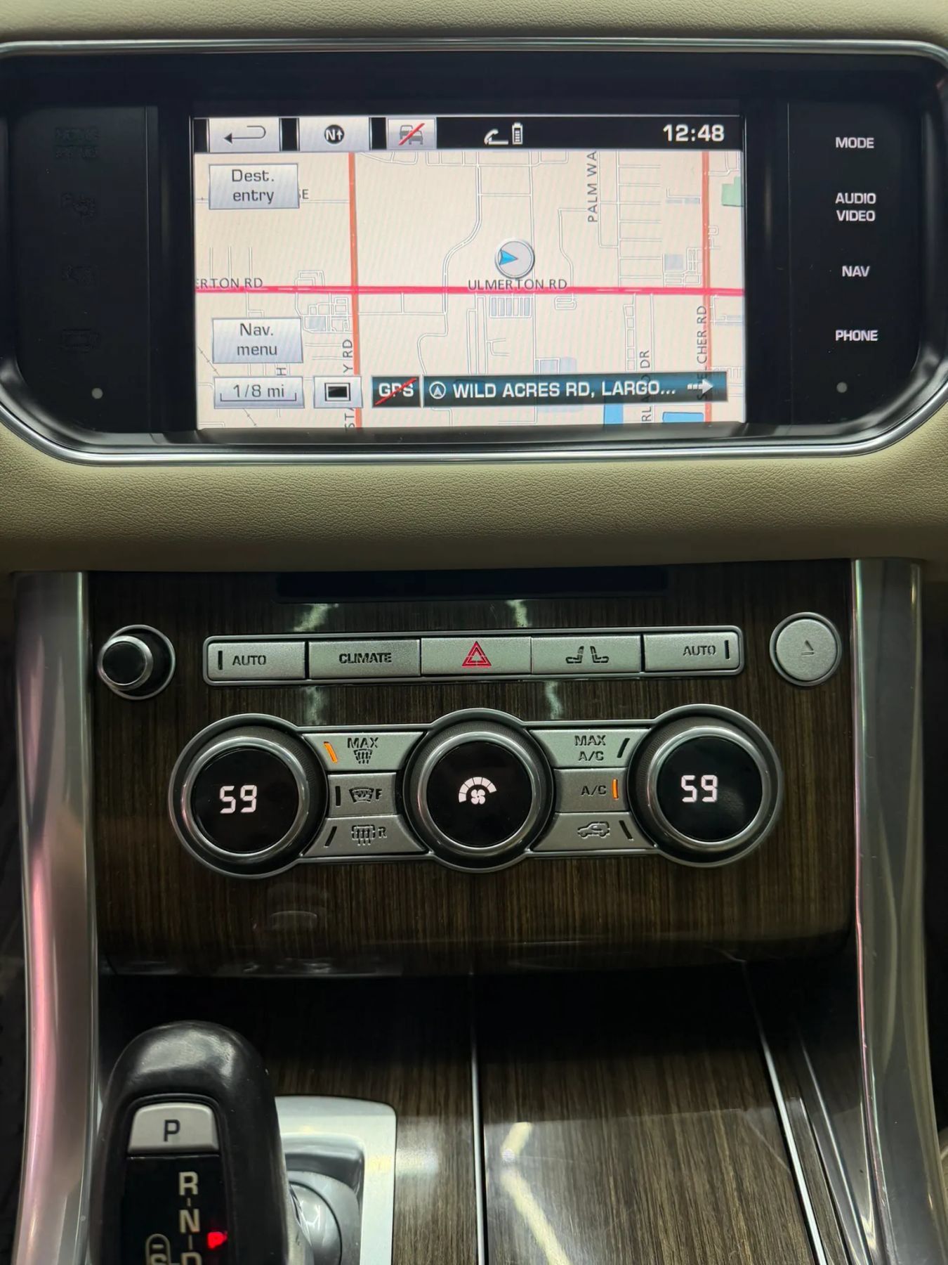 Used 2015 Land Rover Range Rover Sport Supercharged AWD/4WD image 24