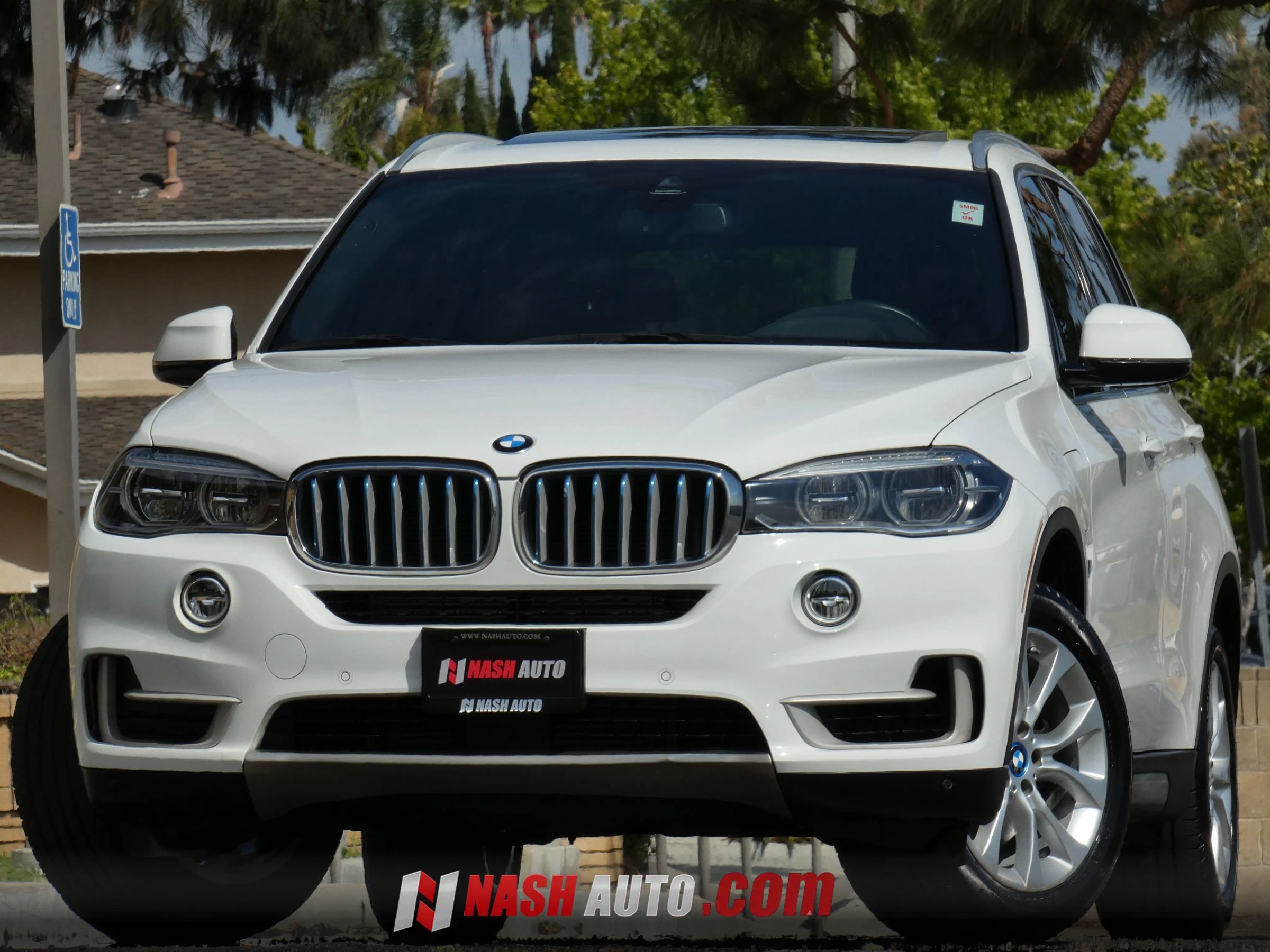 Used 2018 BMW X5 xDrive40e w/ Lighting Package AWD/4WD image 2