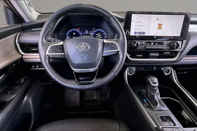 Used 2024 Toyota Grand Highlander AWD image 8