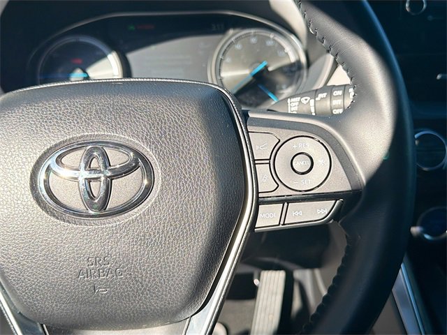 Used 2022 Toyota Venza XLE image 35