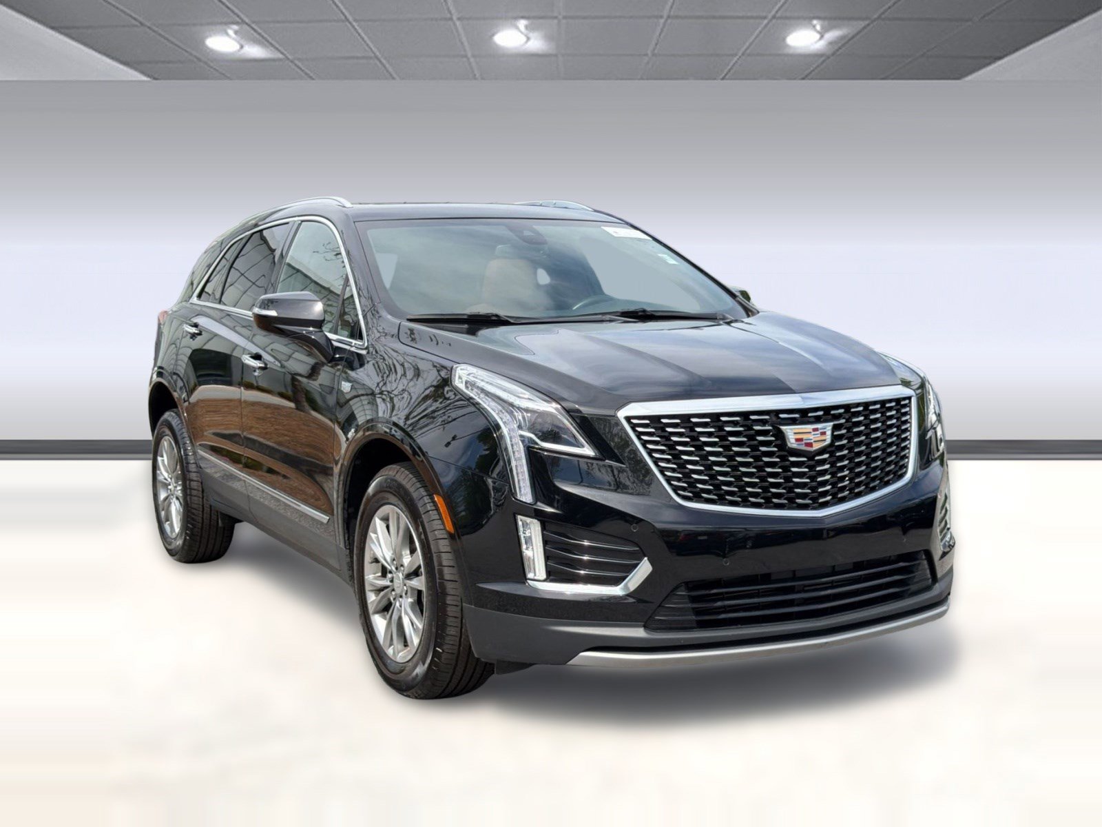 Used 2021 Cadillac XT5 Premium Luxury w/ LPO, Floor Liner Package AWD/4WD image 7