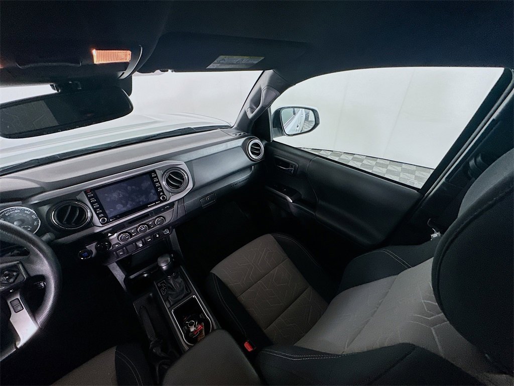 Used 2023 Toyota Tacoma TRD Sport image 11