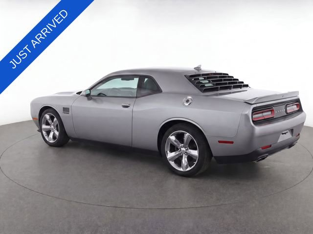 Used 2018 Dodge Challenger R/T RWD image 7