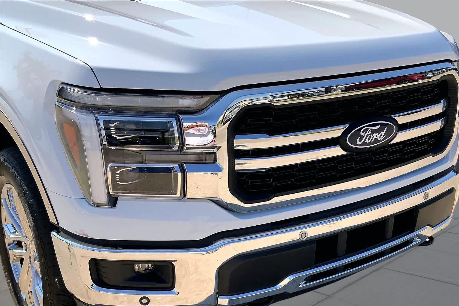 Used 2025 Ford F150 Lariat w/ Equipment Group 501A Mid AWD/4WD image 28