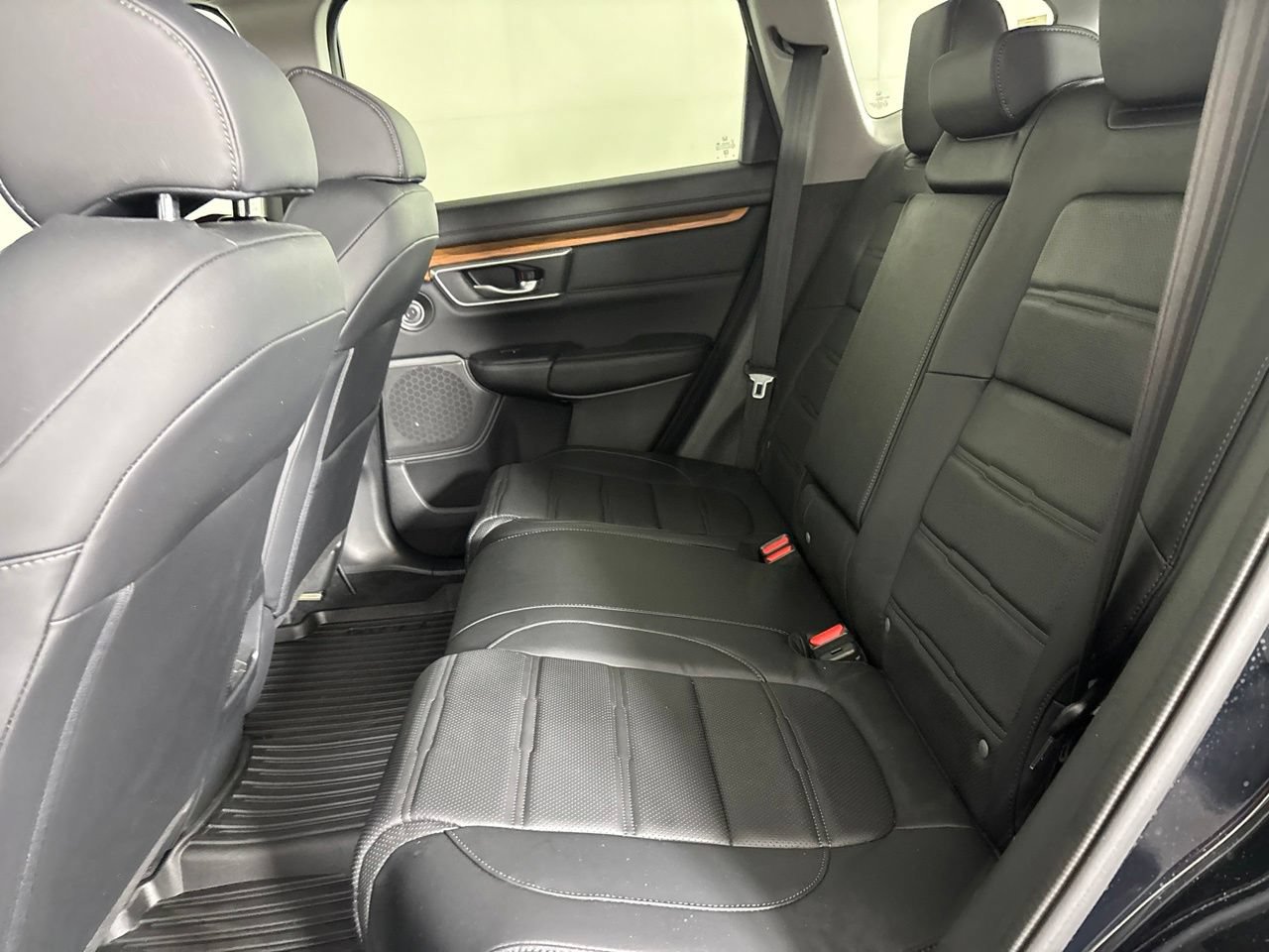 Used 2022 Honda CR-V Touring image 25