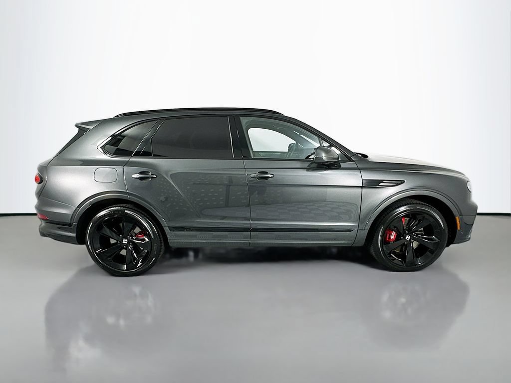 Used 2023 Bentley Bentayga AWD/4WD image 8