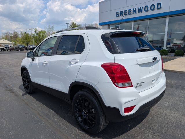 Used 2022 Chevrolet Trax LT w/ Driver Confidence Package AWD/4WD image 3