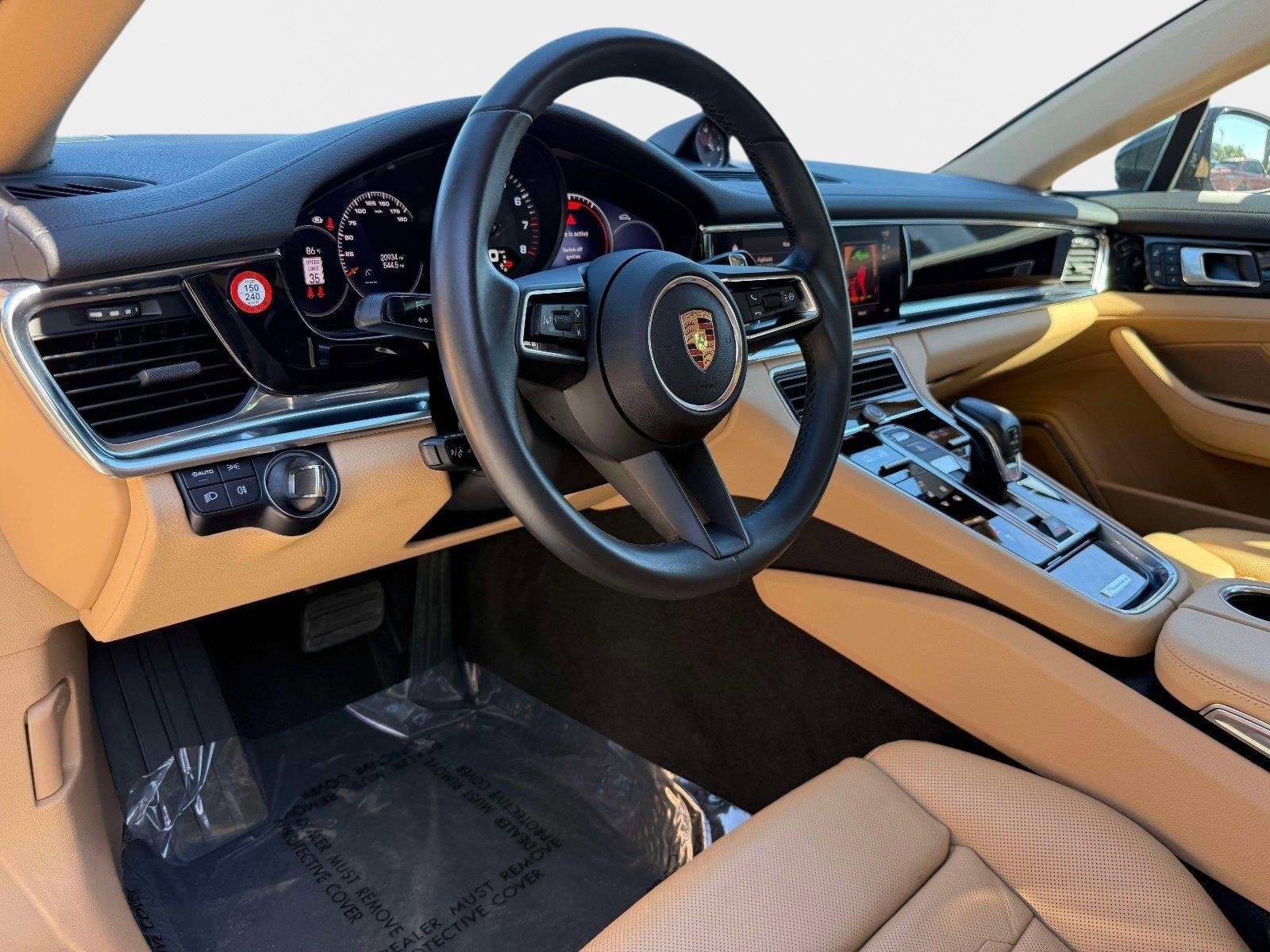 Used 2022 Porsche Panamera 4 AWD/4WD image 40