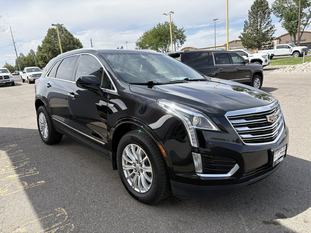 Certified 2018 Cadillac XT5 FWD image 3