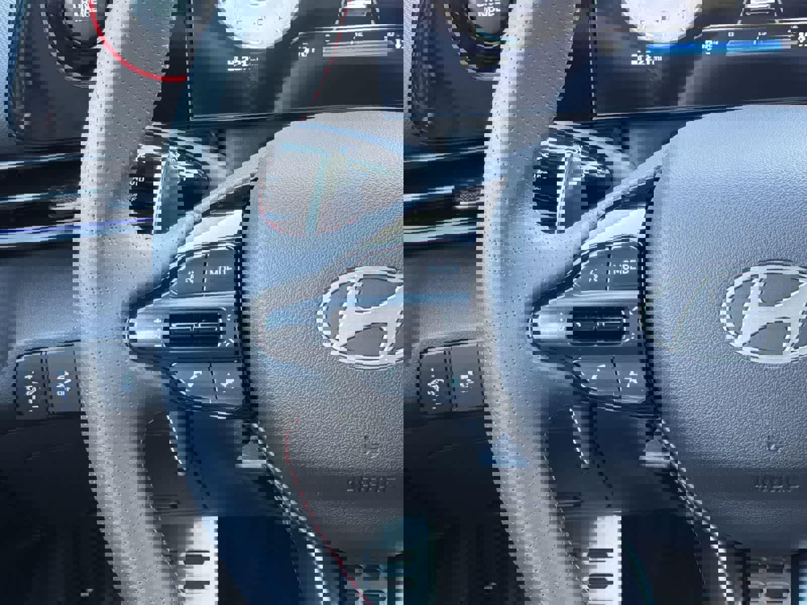 Certified 2025 Hyundai Elantra N Line image 13