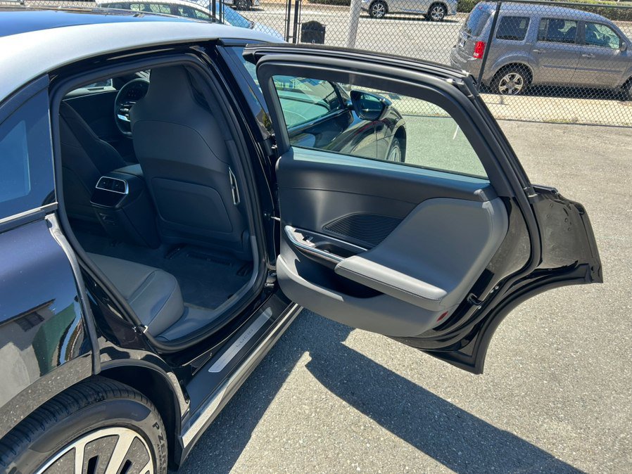 Used 2024 Lucid Air Touring AWD/4WD image 35