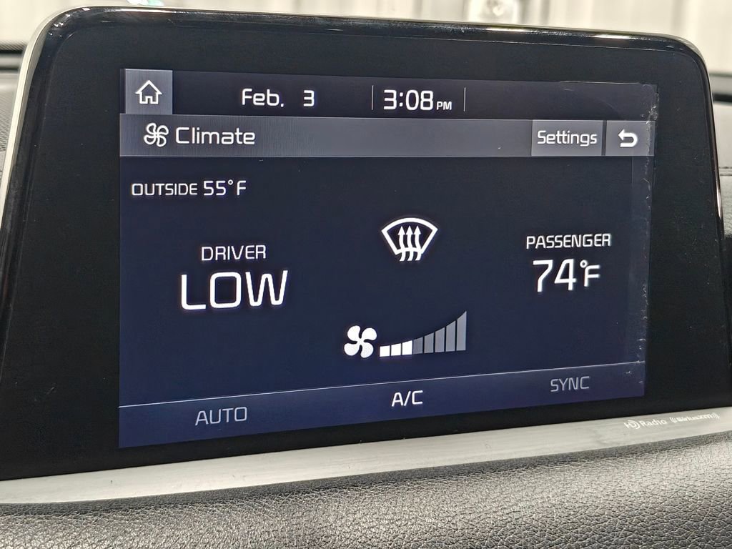 Used 2019 Kia Stinger GTS image 40