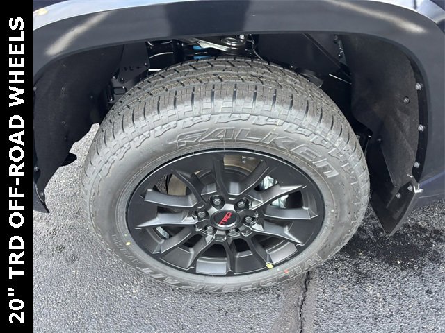 New 2026 Toyota Tundra Platinum w/ TRD Off-Road Package image 34