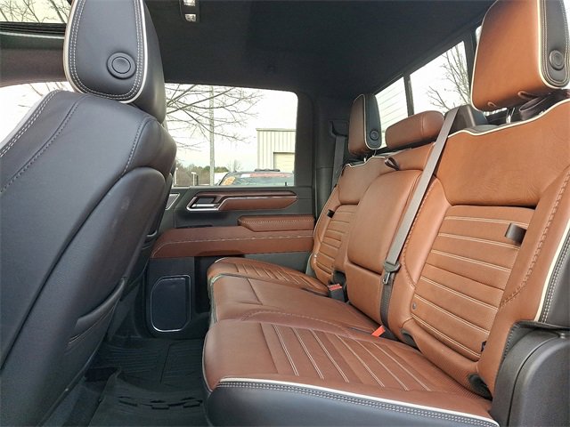 Used 2024 GMC Sierra 3500 Denali Ultimate image 10
