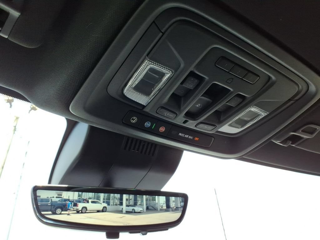 Used 2024 GMC Sierra 2500 AT4 w/ AT4 Premium Plus Package AWD/4WD image 32