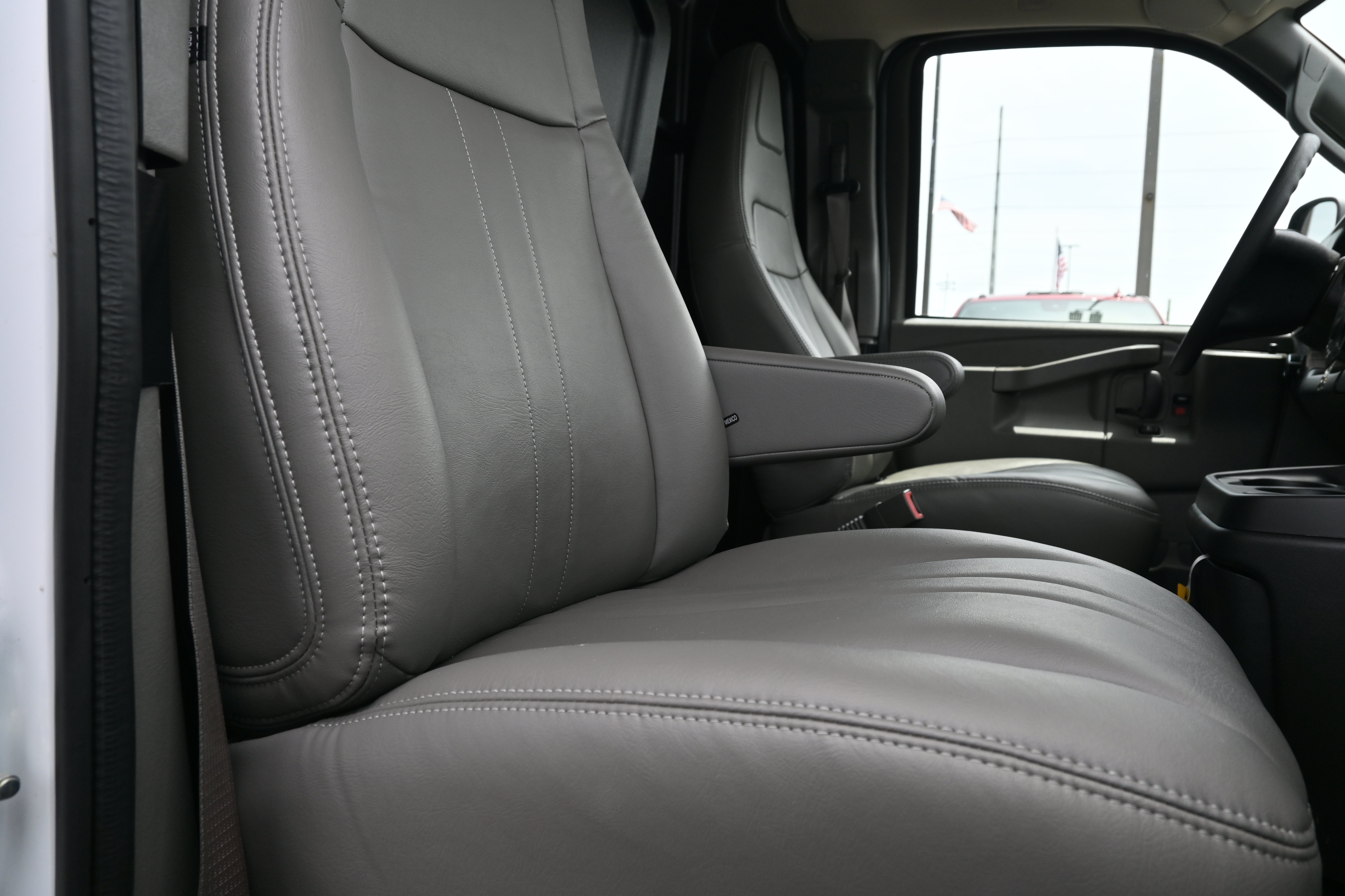 New 2025 Chevrolet Express 2500 w/ Driver Convenience Package RWD image 28