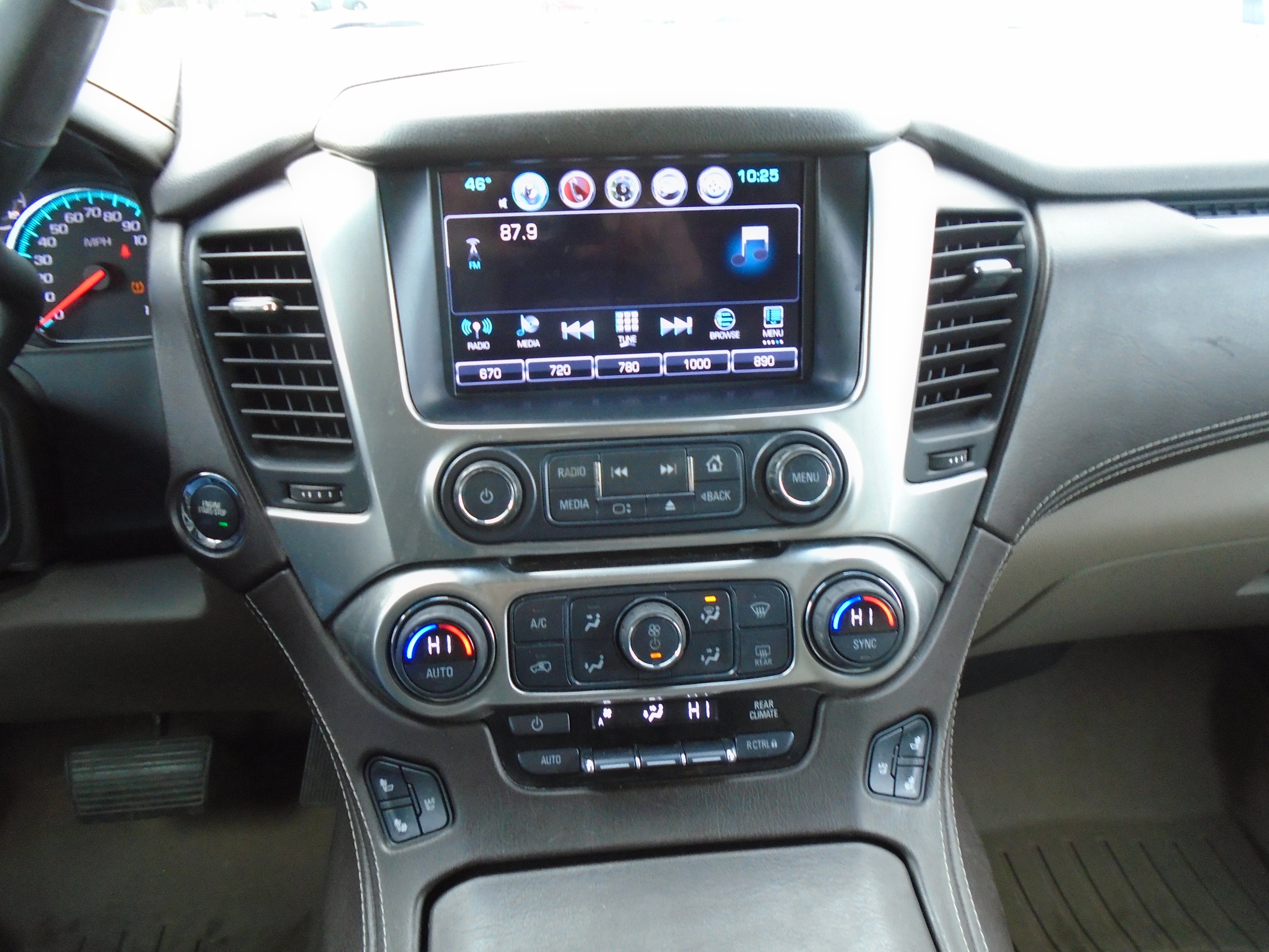 Used 2016 Chevrolet Tahoe LTZ image 21