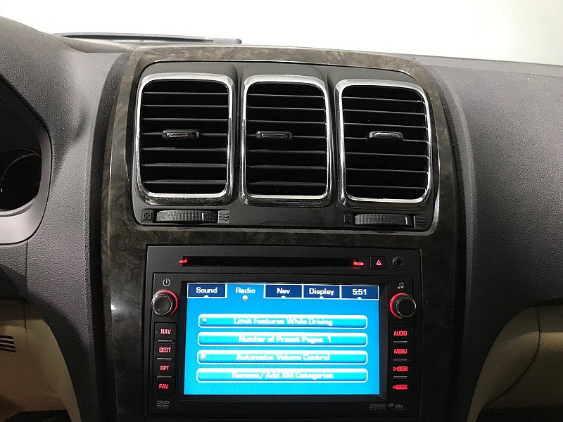 Used 2012 GMC Acadia Denali image 28