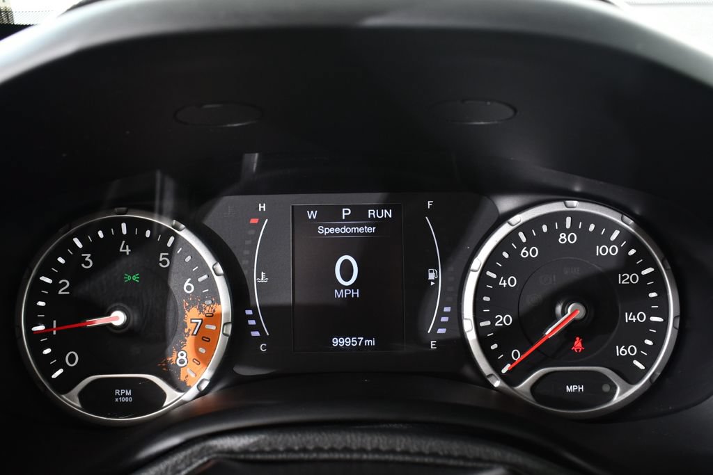 Used 2017 Jeep Renegade Latitude AWD/4WD image 27