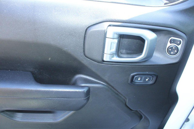 Used 2024 Jeep Wrangler Unlimited Rubicon AWD/4WD image 9