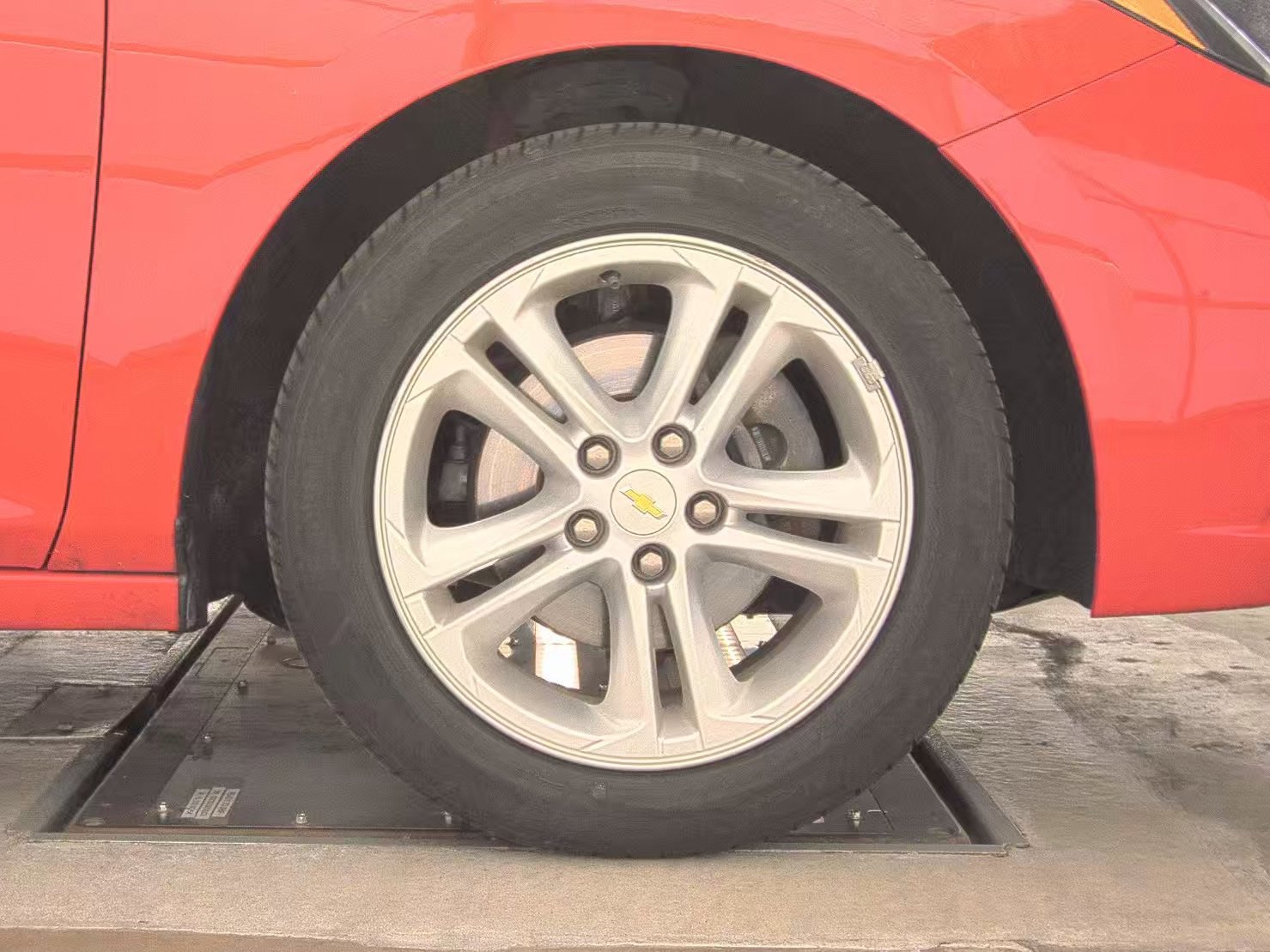 Used 2018 Chevrolet Cruze LT w/ Convenience Package image 11