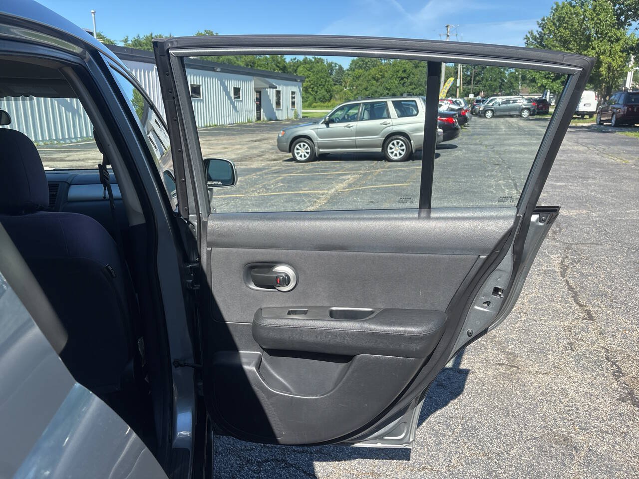 Used 2009 Nissan Versa 1.8 S w/ PWR Pkg FWD image 20