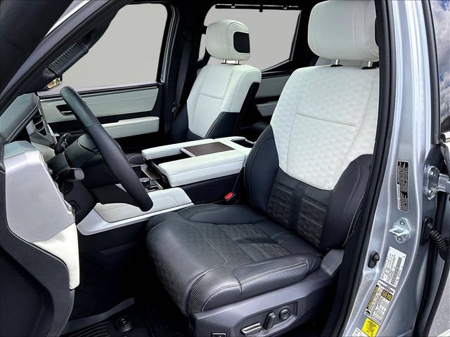 Used 2023 Toyota Tundra Capstone AWD/4WD image 24