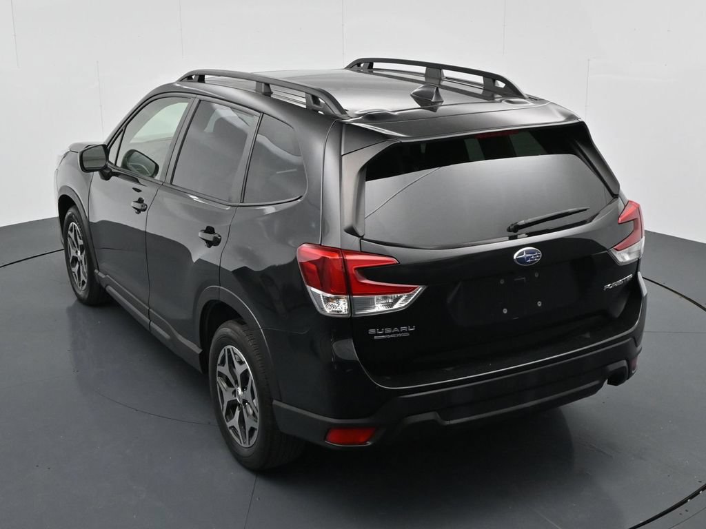 Used 2024 Subaru Forester Premium AWD/4WD image 22