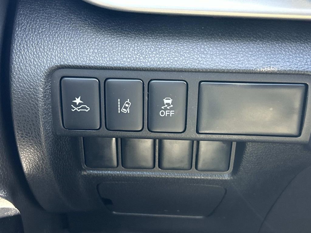 Used 2025 Mitsubishi Eclipse Cross LE AWD/4WD image 28