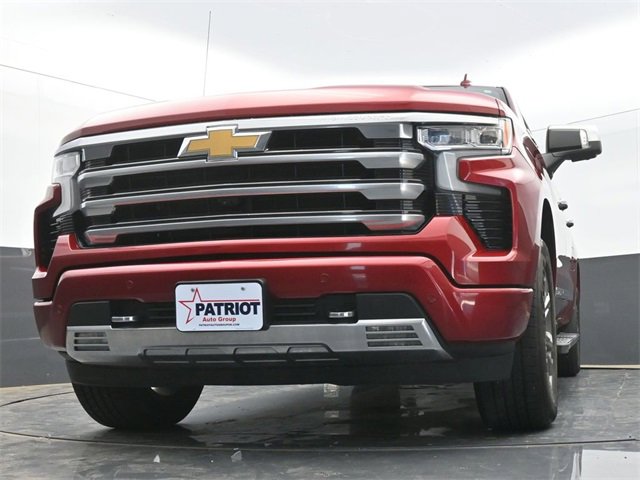 Used 2023 Chevrolet Silverado 1500 High Country w/ Technology Package image 41