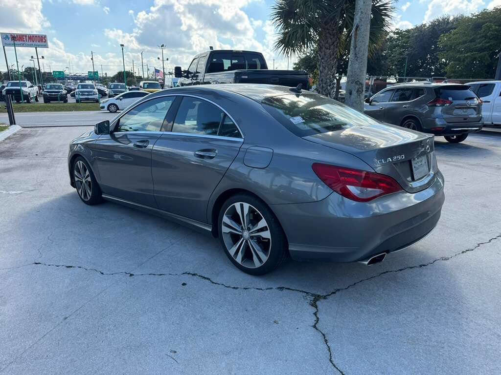 Used 2015 Mercedes-Benz CLA 250 image 6