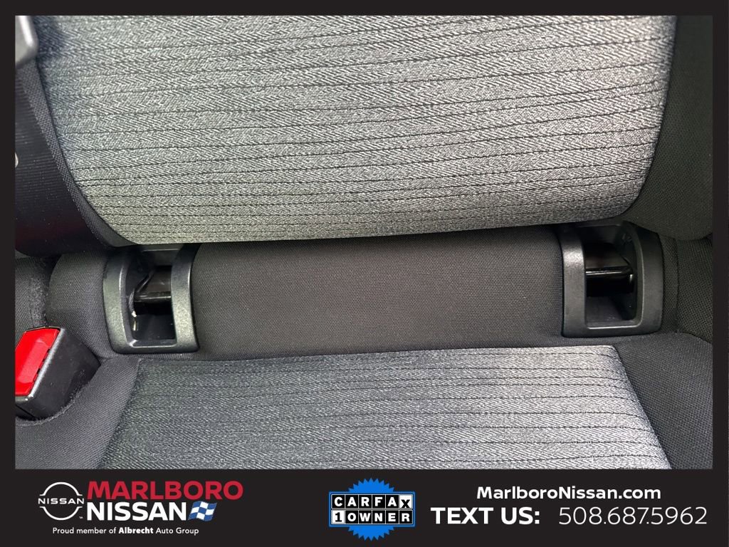 Used 2023 Nissan Rogue SV image 17