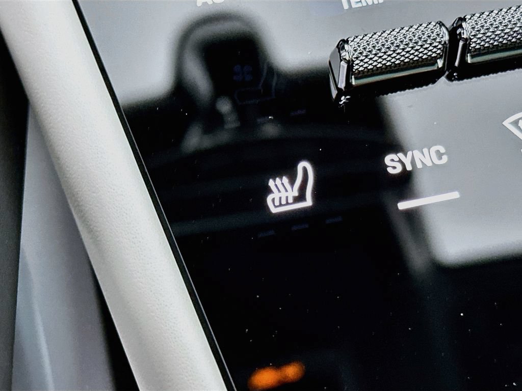 New 2026 Porsche Cayenne AWD/4WD image 23