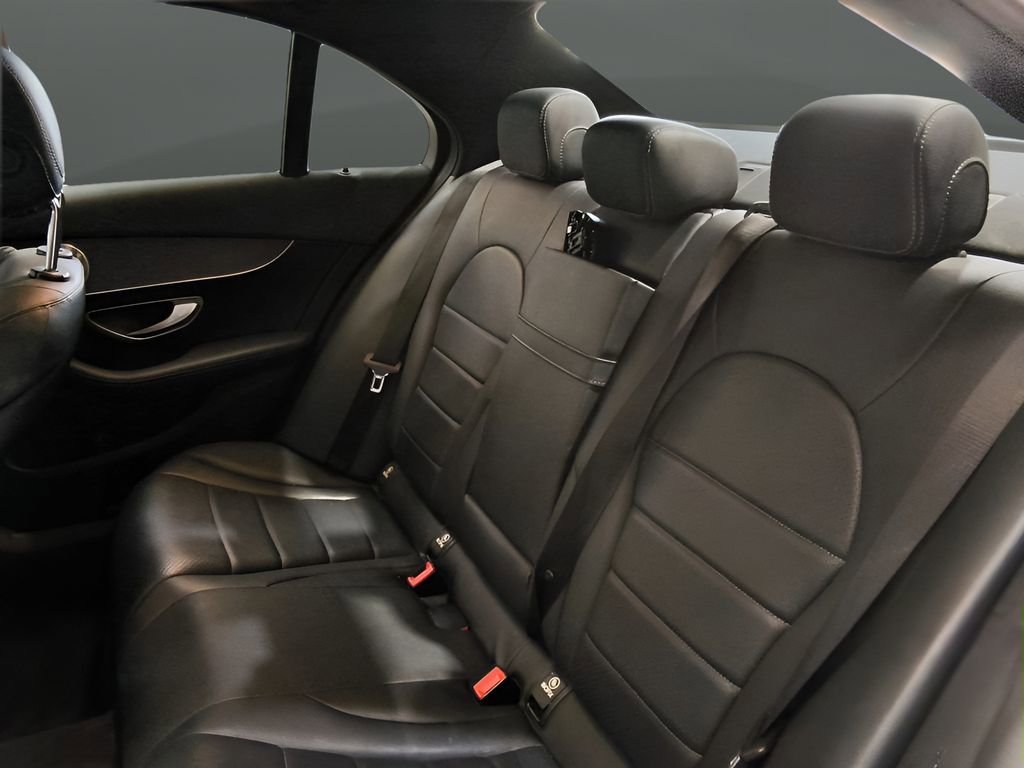 Used 2019 Mercedes-Benz C 300 4MATIC Sedan image 29