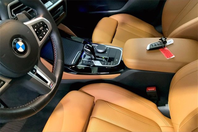 Certified 2022 BMW X4 M40i w/ Premium Package image 16